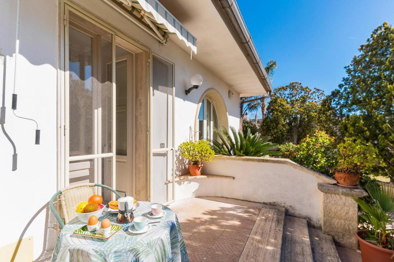 Bed and Breakfast Garden View Near The Sea Lecce Exteriér fotografie